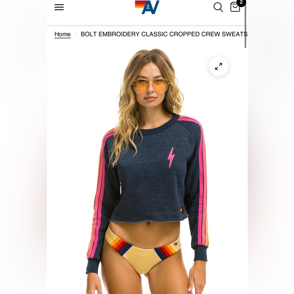 BOLT EMBROIDERY CLASSIC CROPPED CREW SWEATSHIRT - HEATHER NAVY/NEON STRIPES XXL